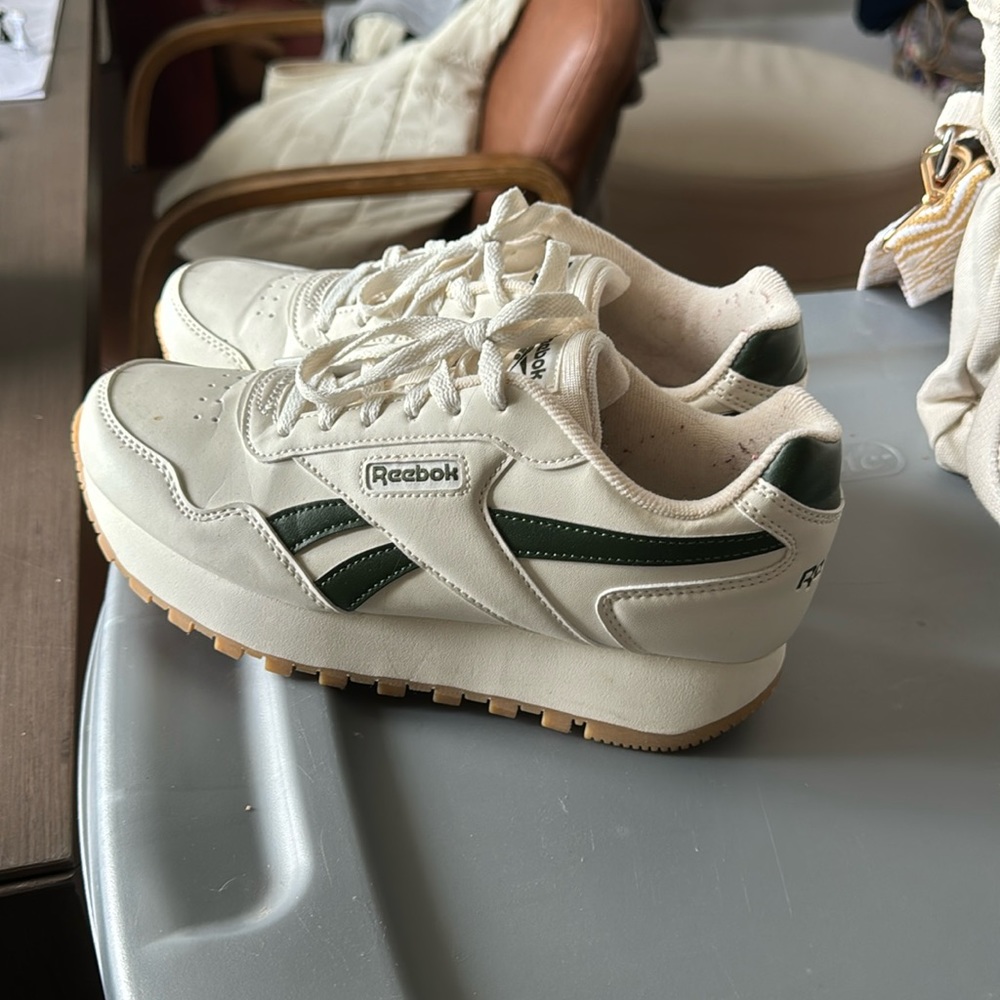 Reebok glide shoes